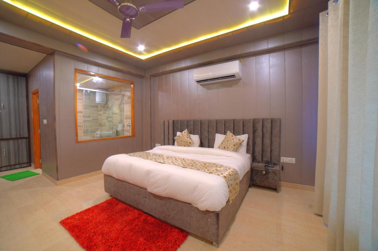 Yogved Hospitality & Resort ริชิเคช ภายนอก รูปภาพ