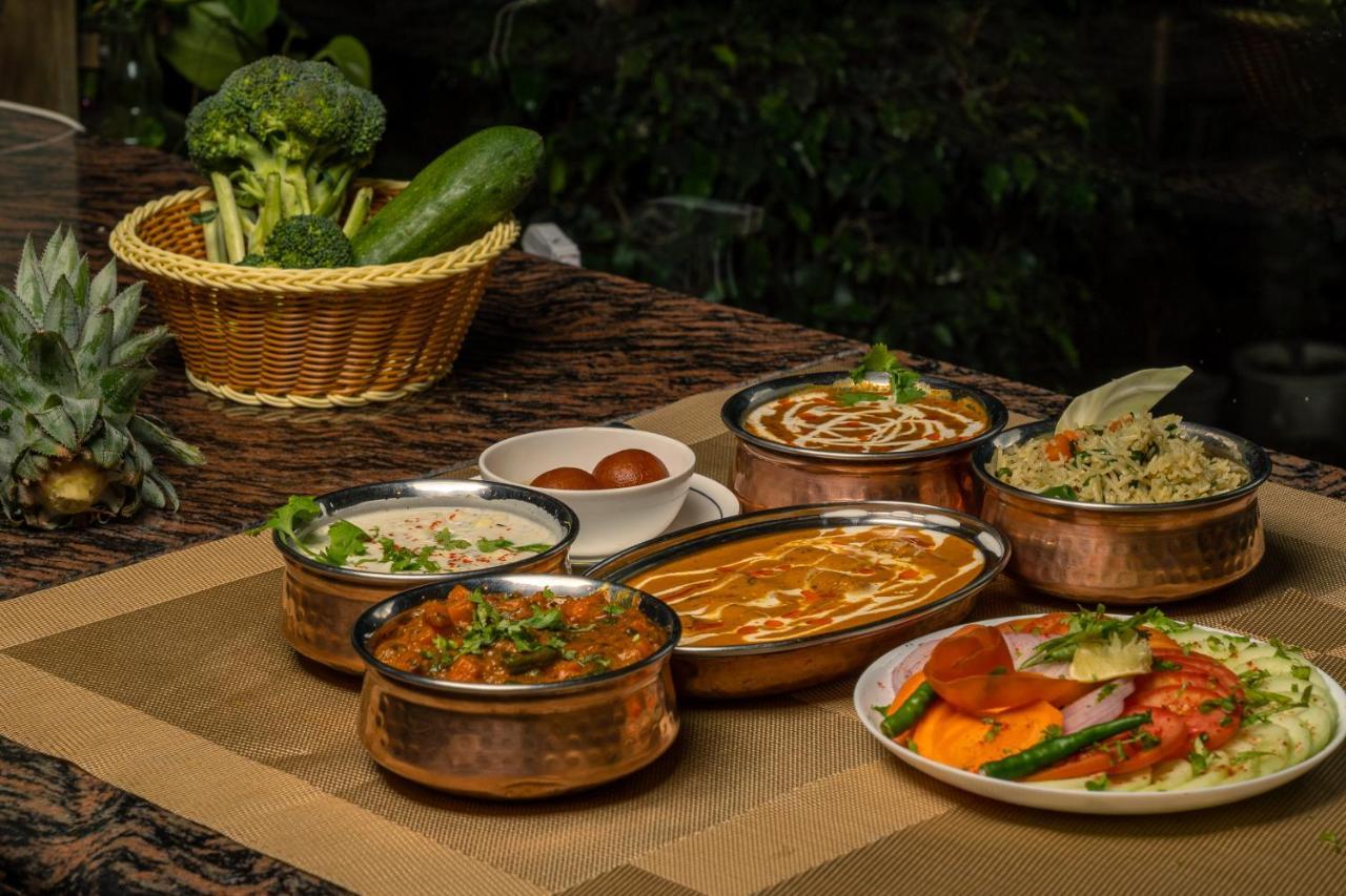 Yogved Hospitality & Resort ริชิเคช ภายนอก รูปภาพ